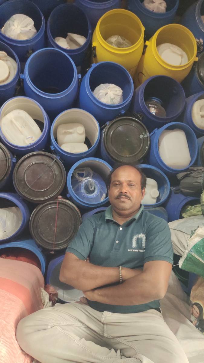 Maa dakhineswari traders